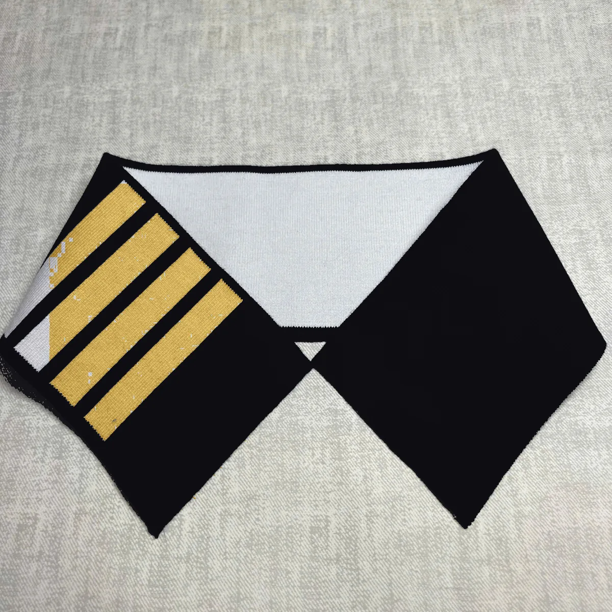 Bo cổ viền ánh kim lurex